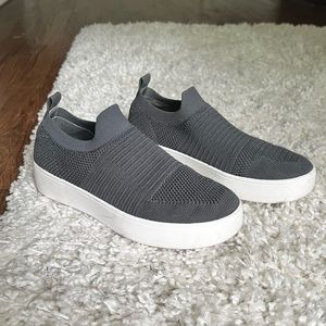 STEVE MADDEN Gray Beale Slip On Sneakers